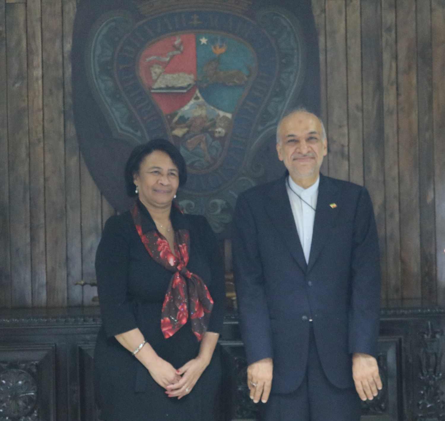 Visita del Excelentísimo Sr. Seyed Mohammad Hadi Sobbani, Embajador Extraordinario y Plenipotenciario de la República Islámica de Irán en Cuba a la Universidad de La Habana