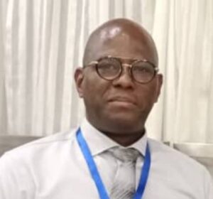 Dr. Dionisio Zaldívar