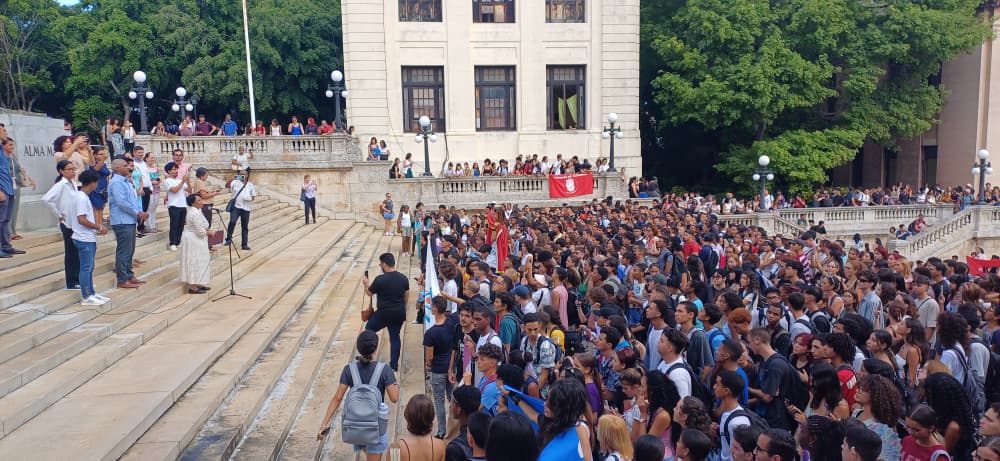 alma mater brazos abiertos curso 2025